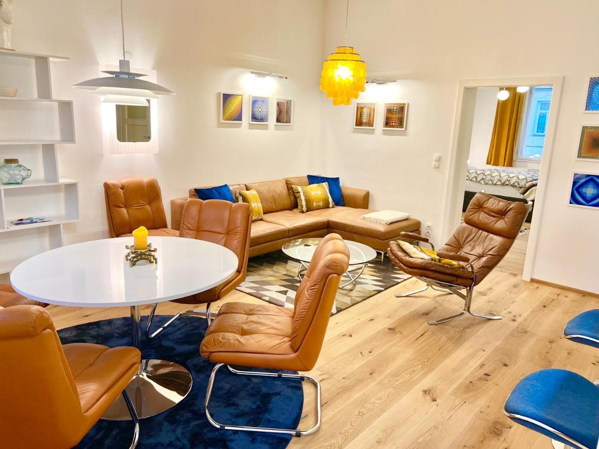 Vintage Design Apartments Wina Bagian luar foto