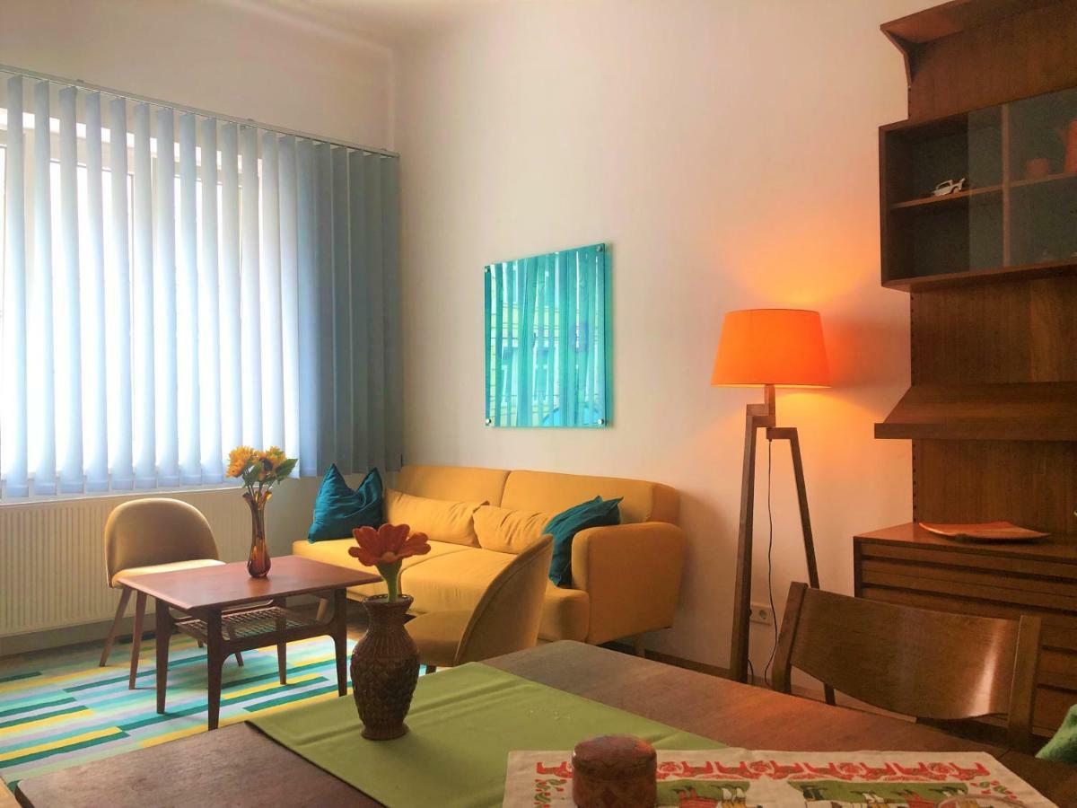 Vintage Design Apartments Wina Bagian luar foto