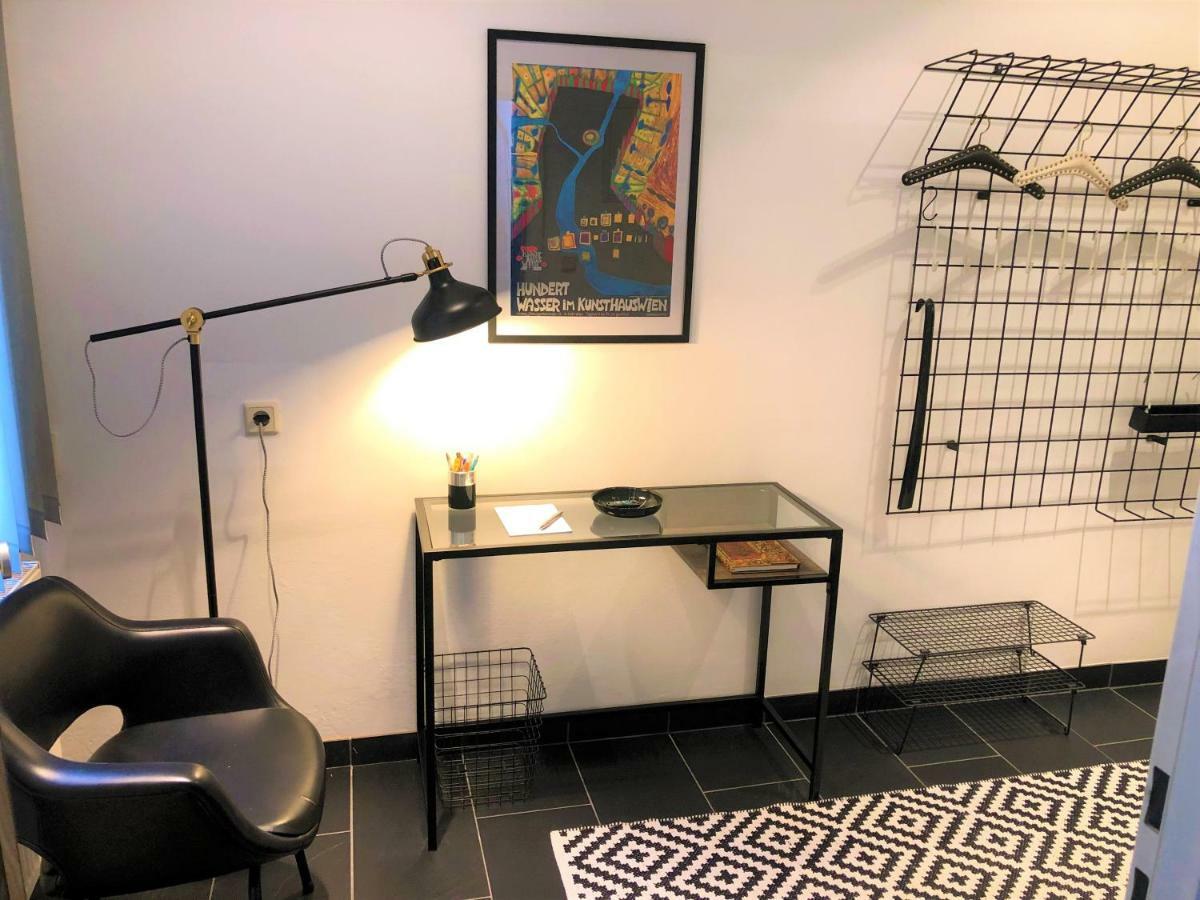 Vintage Design Apartments Wina Bagian luar foto